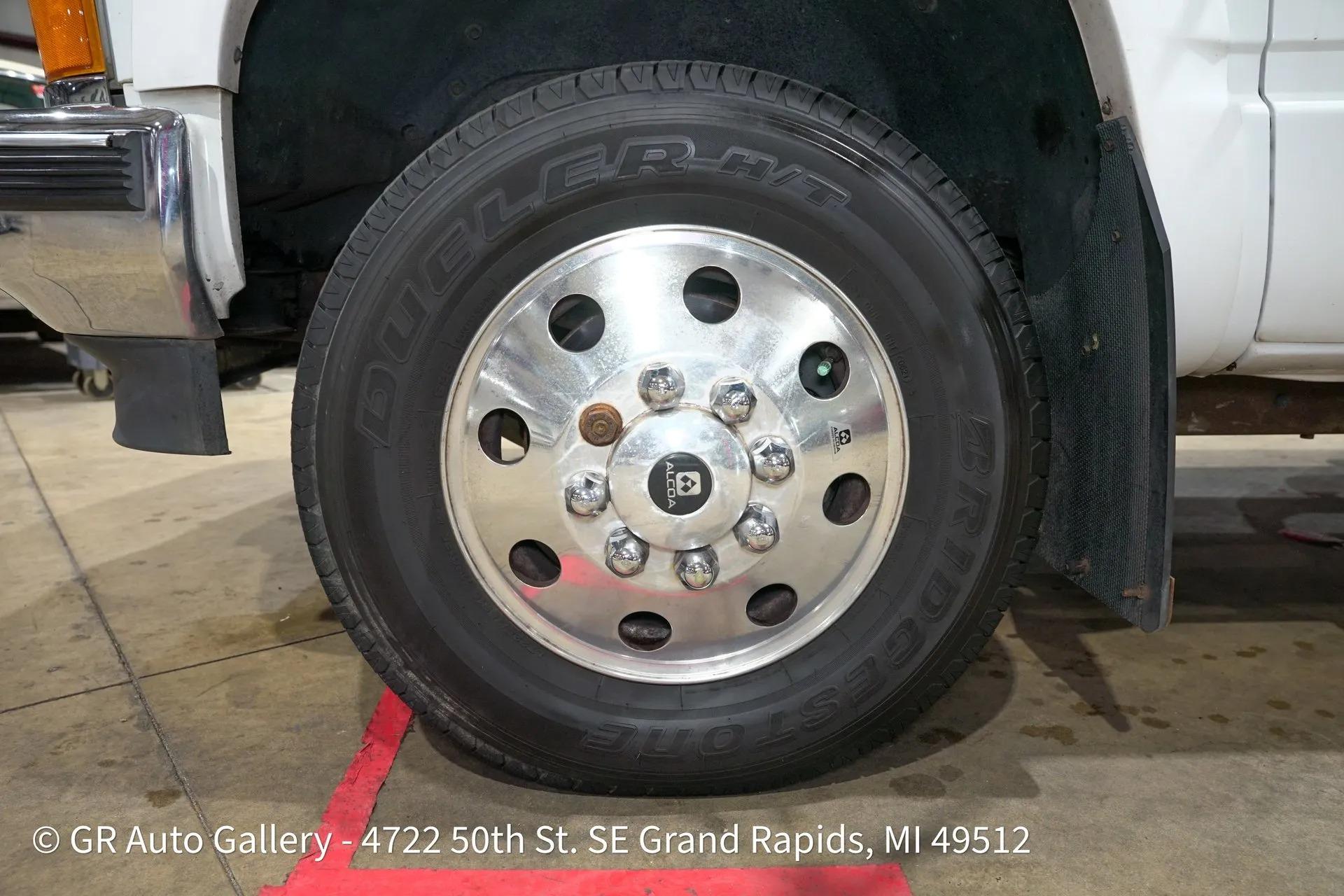1996 Chevrolet Silverado K3500 4X4 Crew Cab