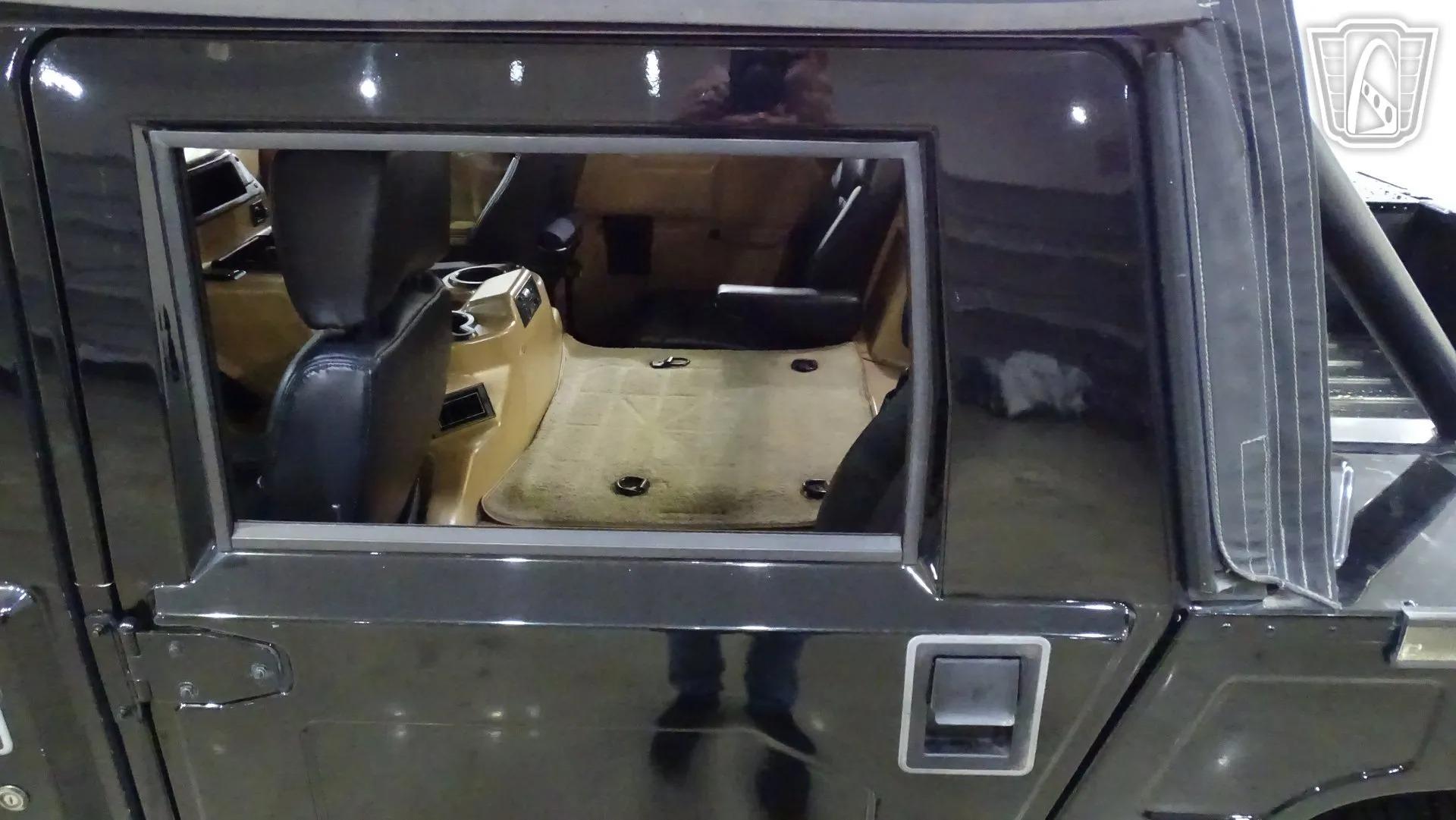 2001 Am General Hummer H1