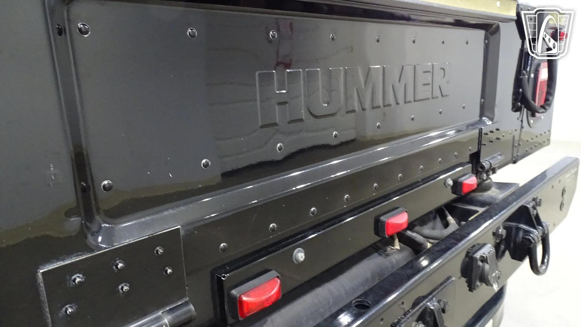 2001 Am General Hummer H1