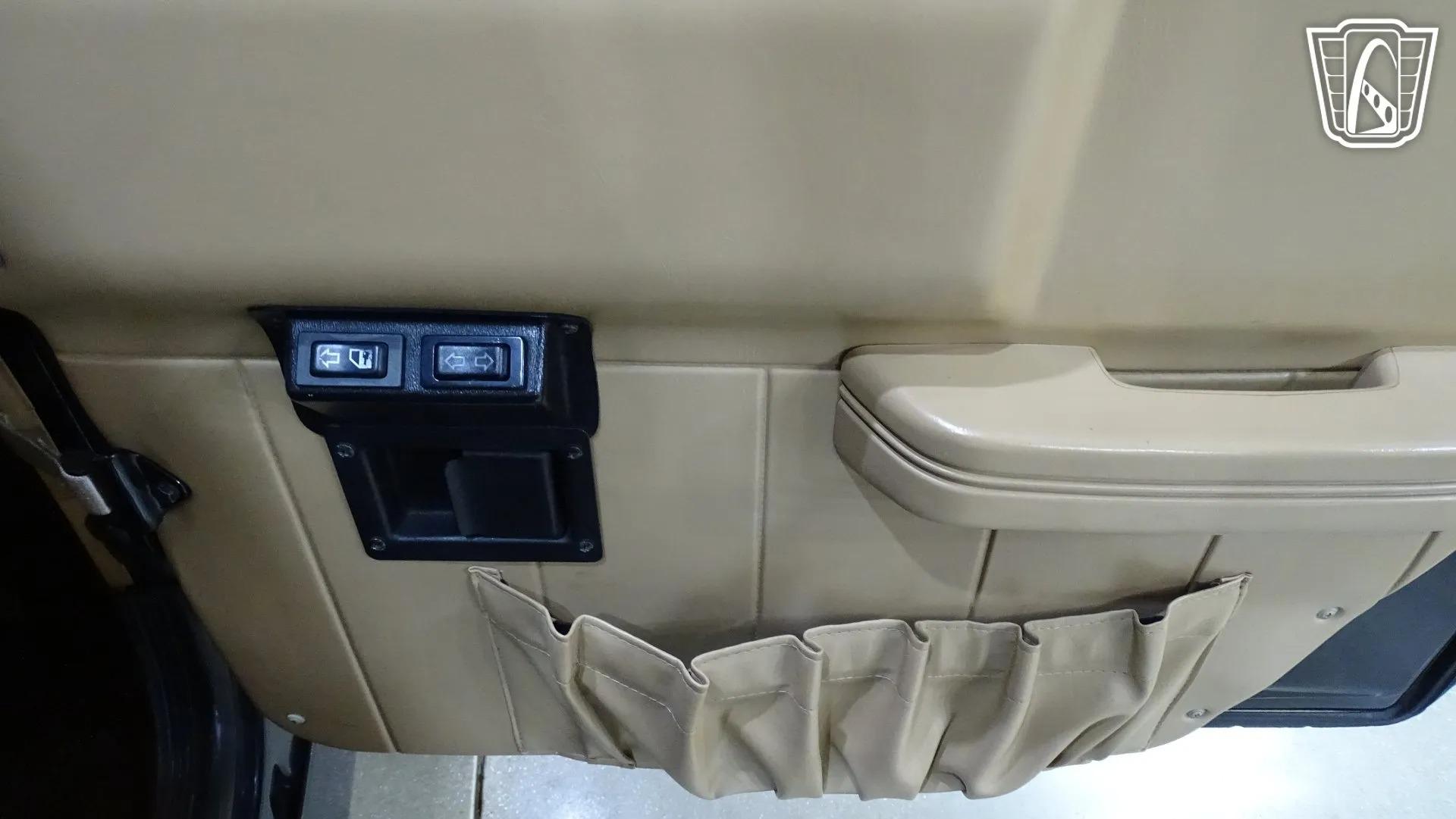 2001 Am General Hummer H1