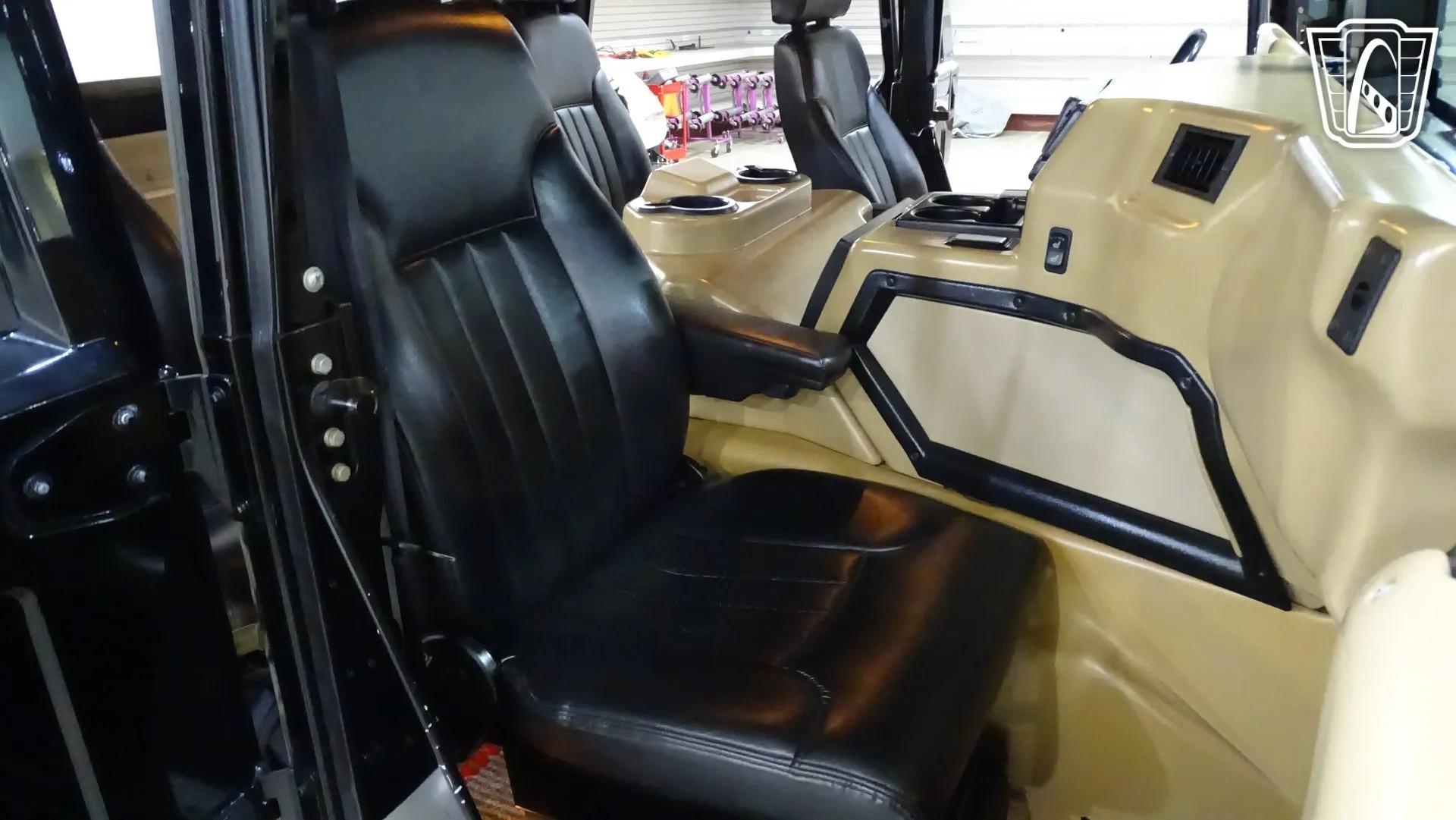 2001 Am General Hummer H1