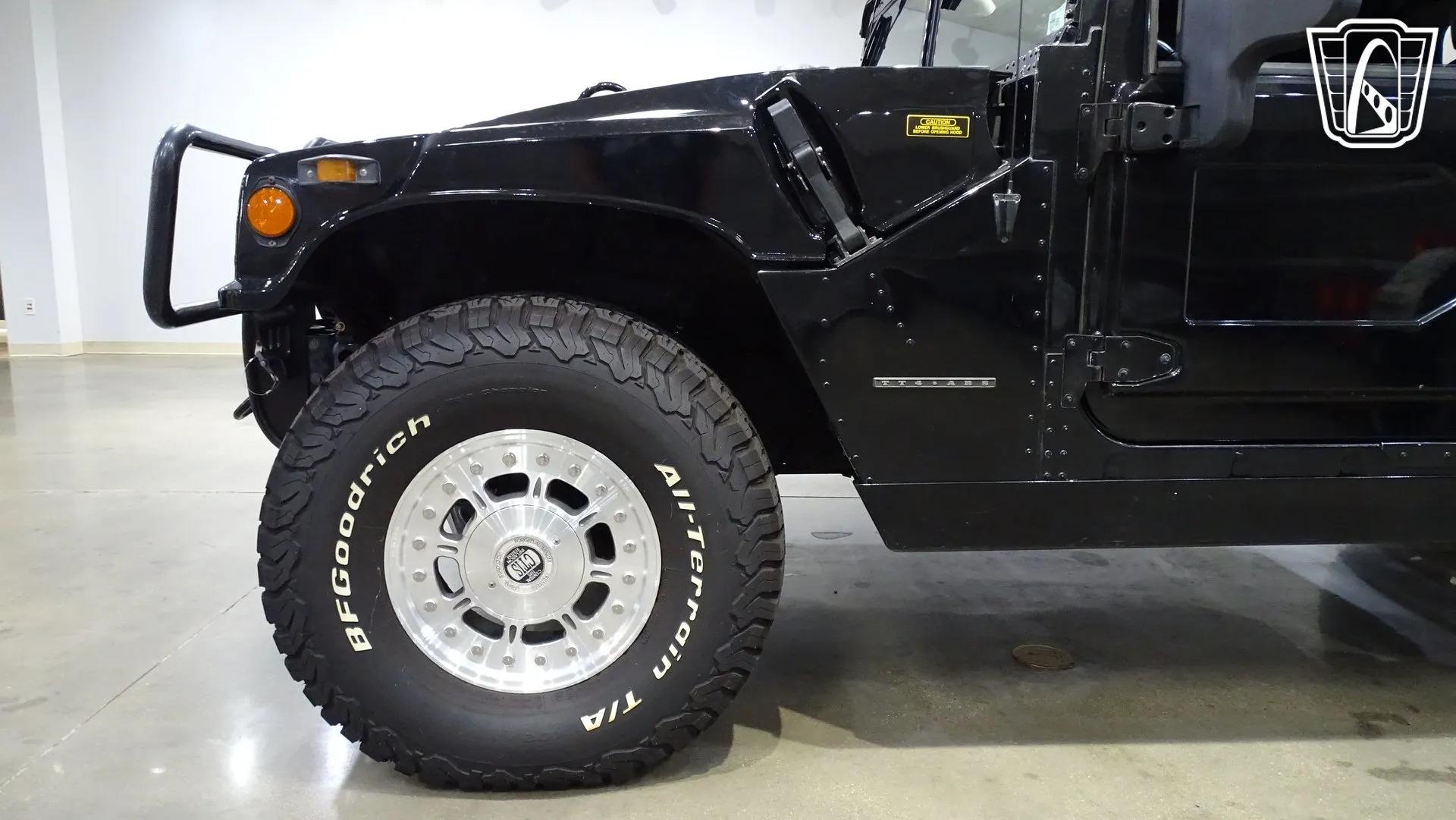 2001 Am General Hummer H1