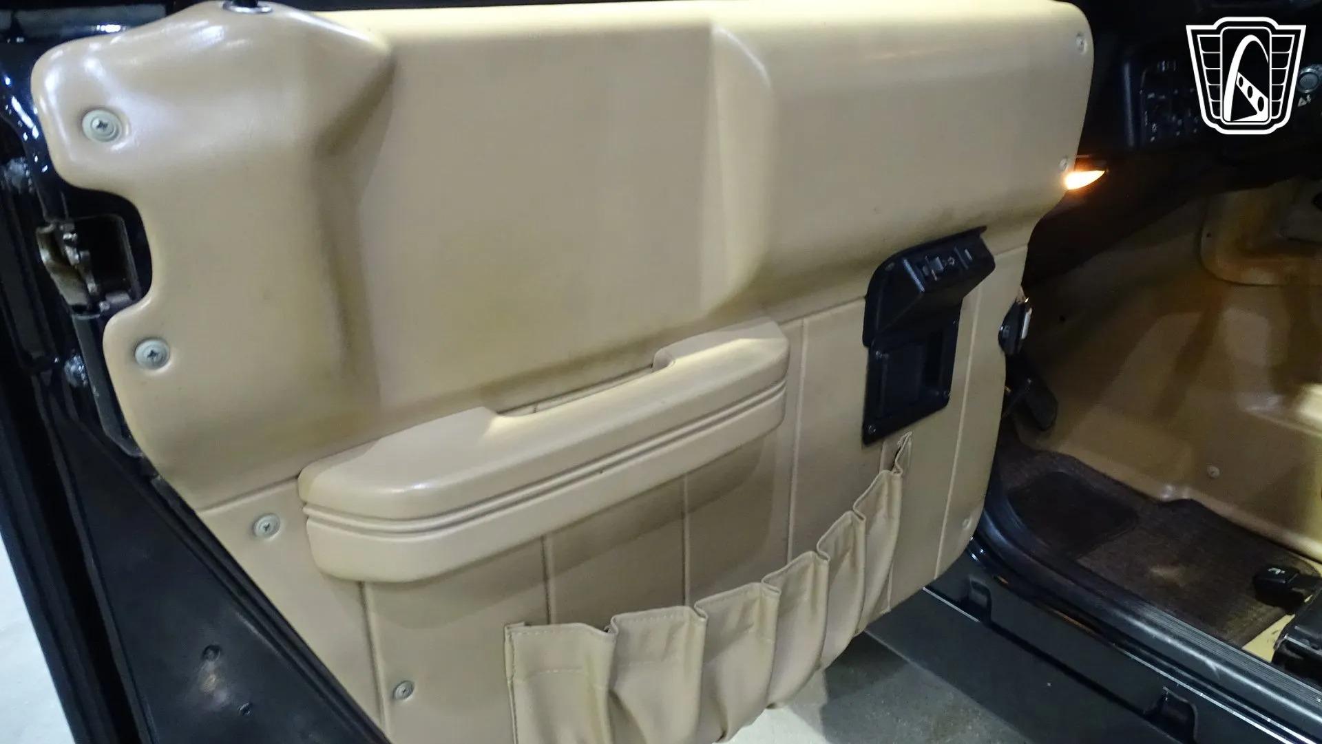 2001 Am General Hummer H1