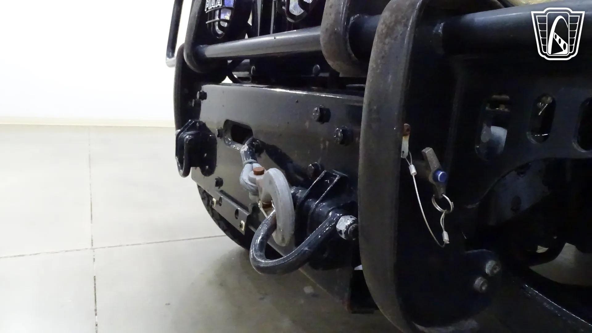 2001 Am General Hummer H1