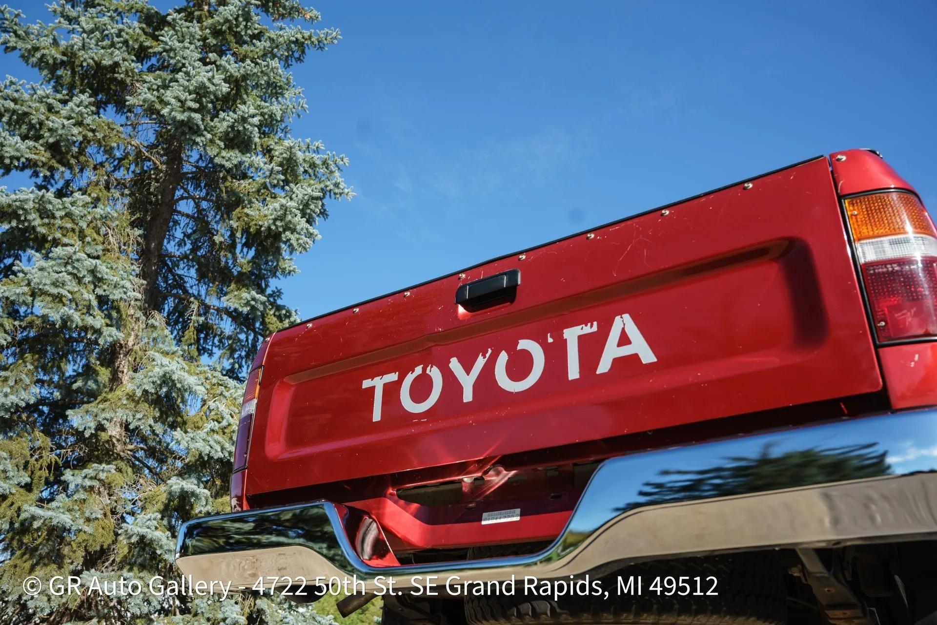 1993 Toyota Pickup Deluxe