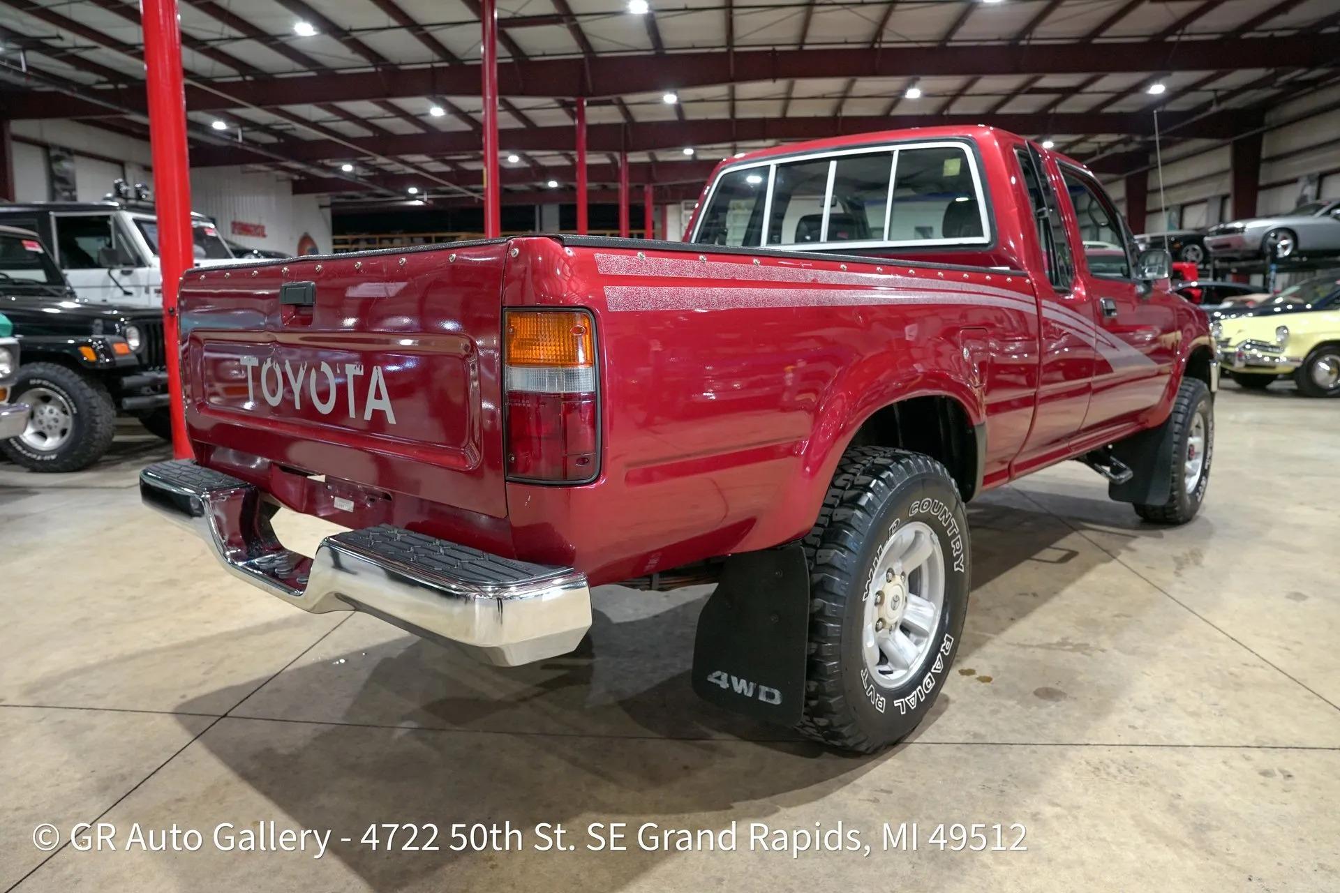 1993 Toyota Pickup Deluxe