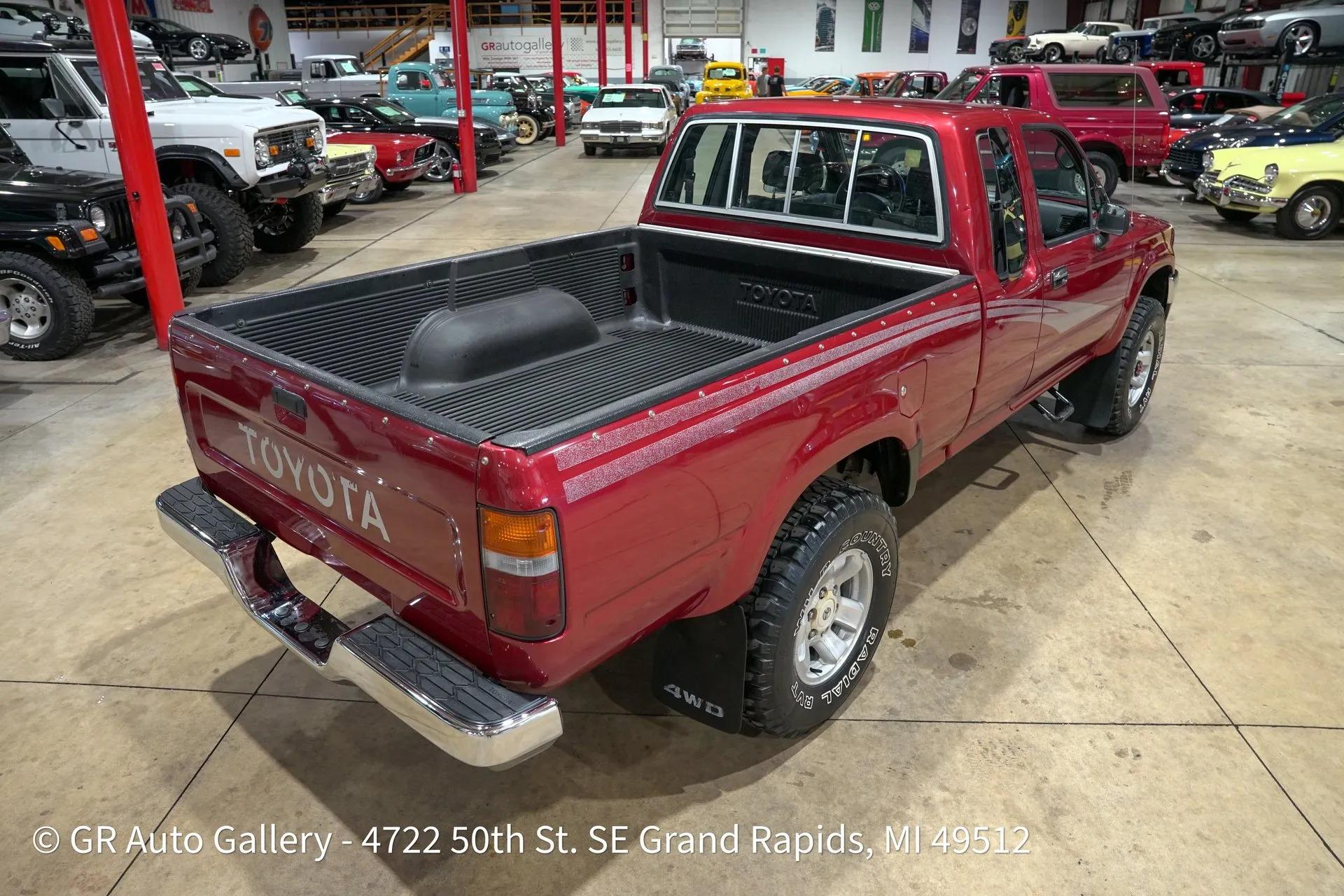 1993 Toyota Pickup Deluxe