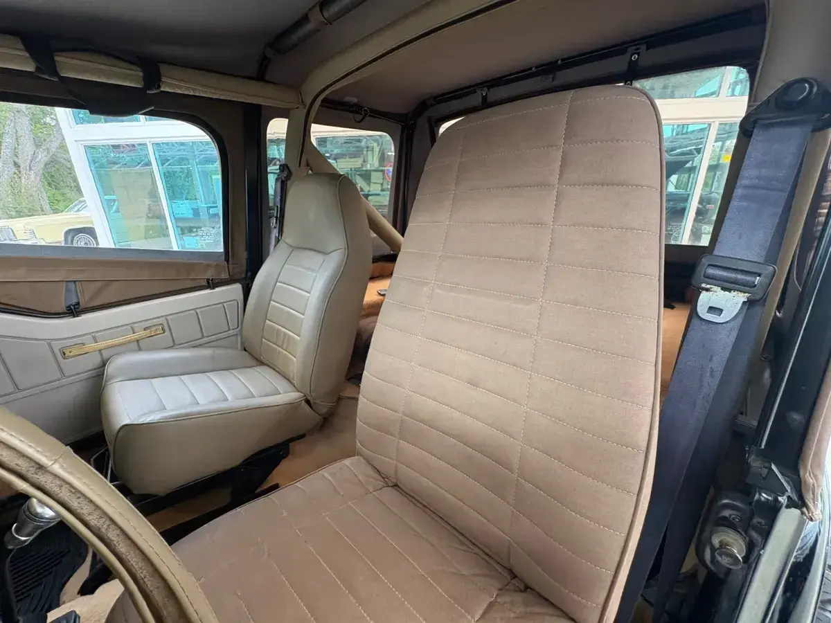 1989 Jeep Wrangler Laredo