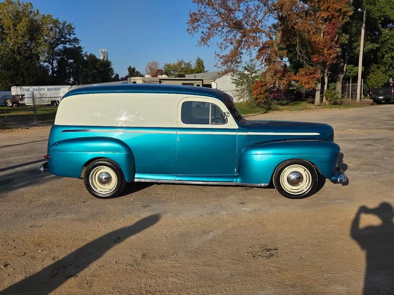 1948 Ford Custom - 2