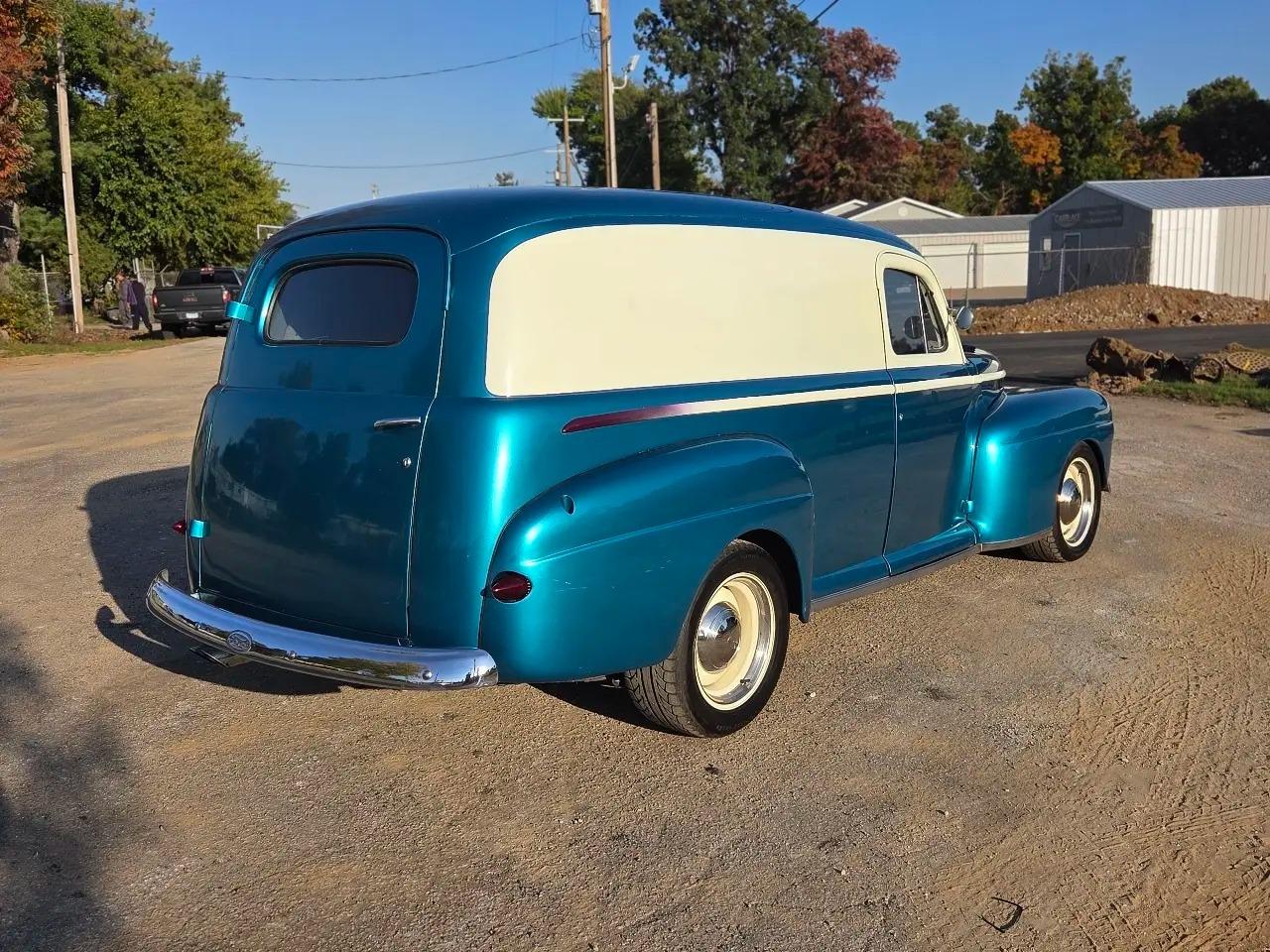 1948 Ford Custom - 3