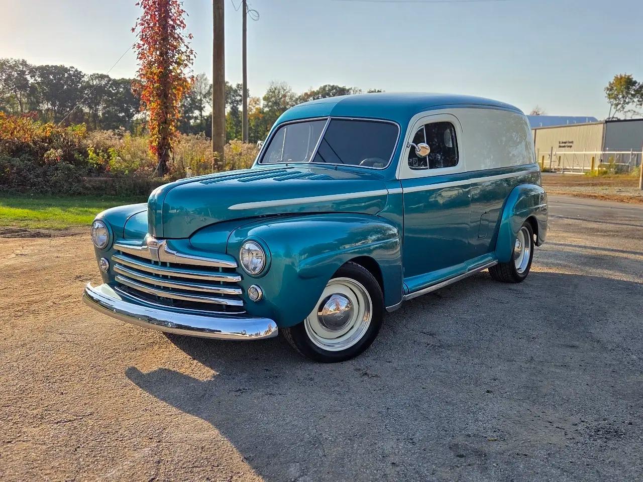 1948 Ford Custom - 5