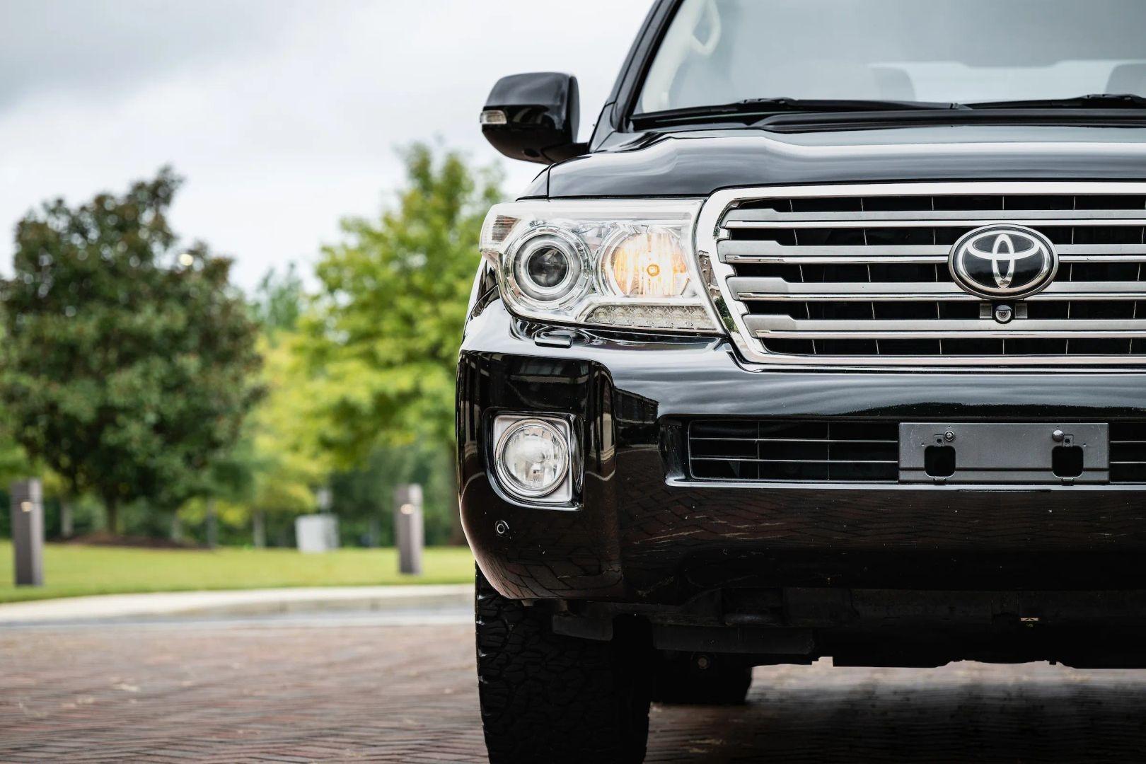 2014 Toyota Land Cruiser