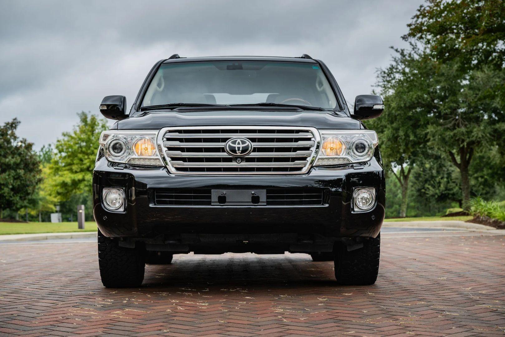 2014 Toyota Land Cruiser