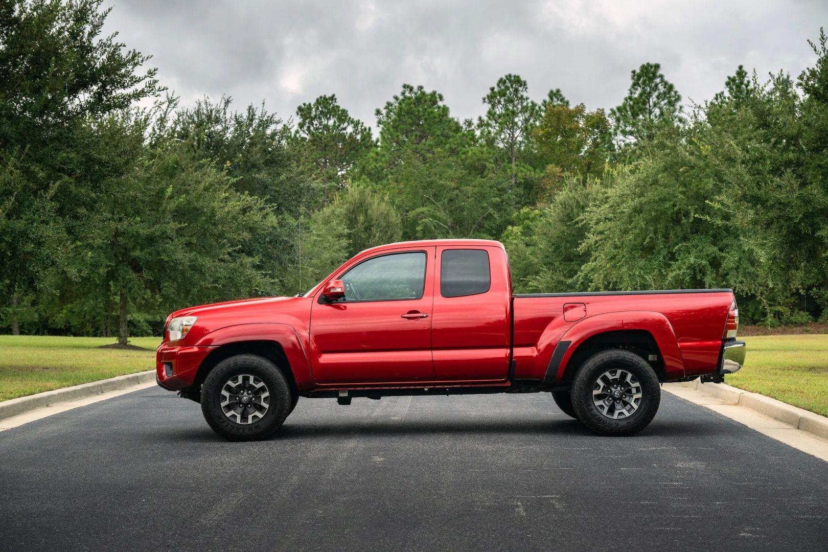 2015 Toyota Tacoma - 5