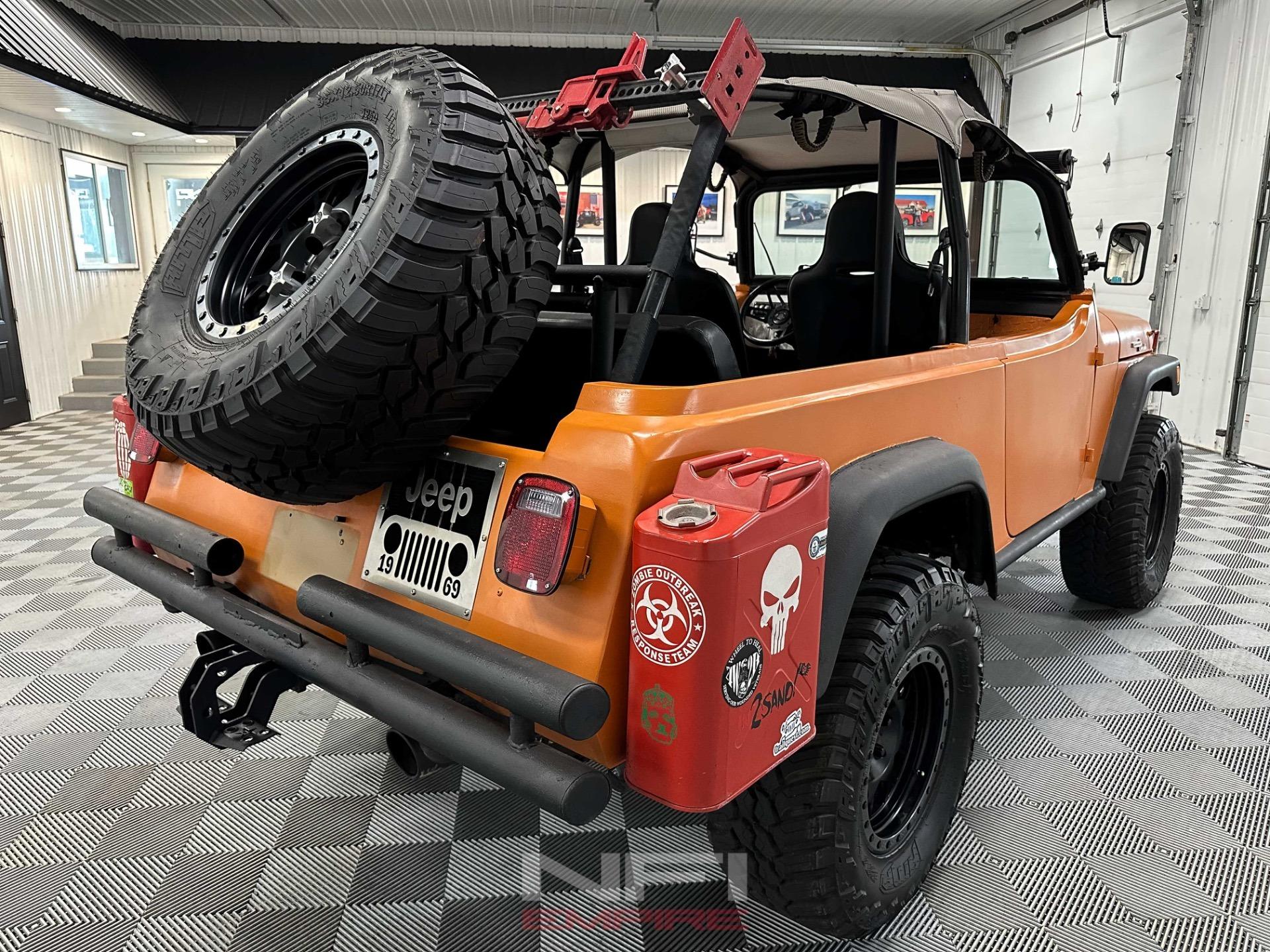 1969 Jeepster Commando - 4