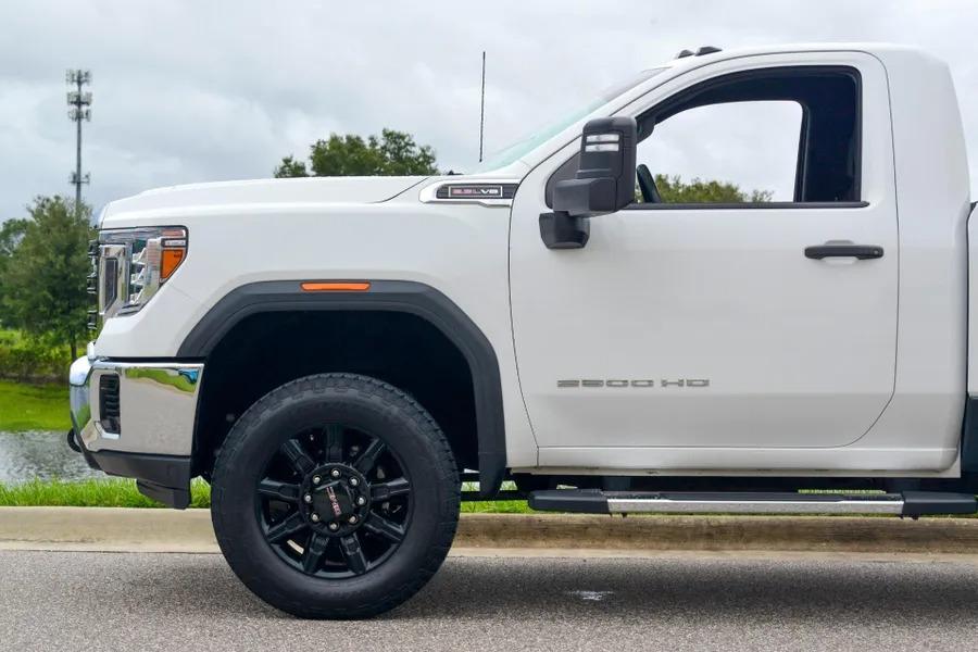 2022 GMC Sierra 2500 Pro