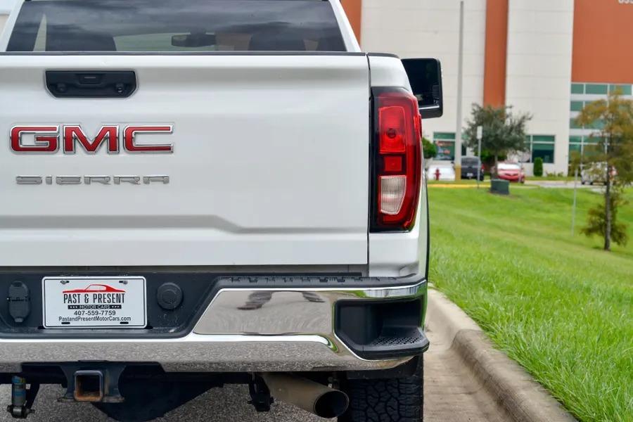 2022 GMC Sierra 2500 Pro