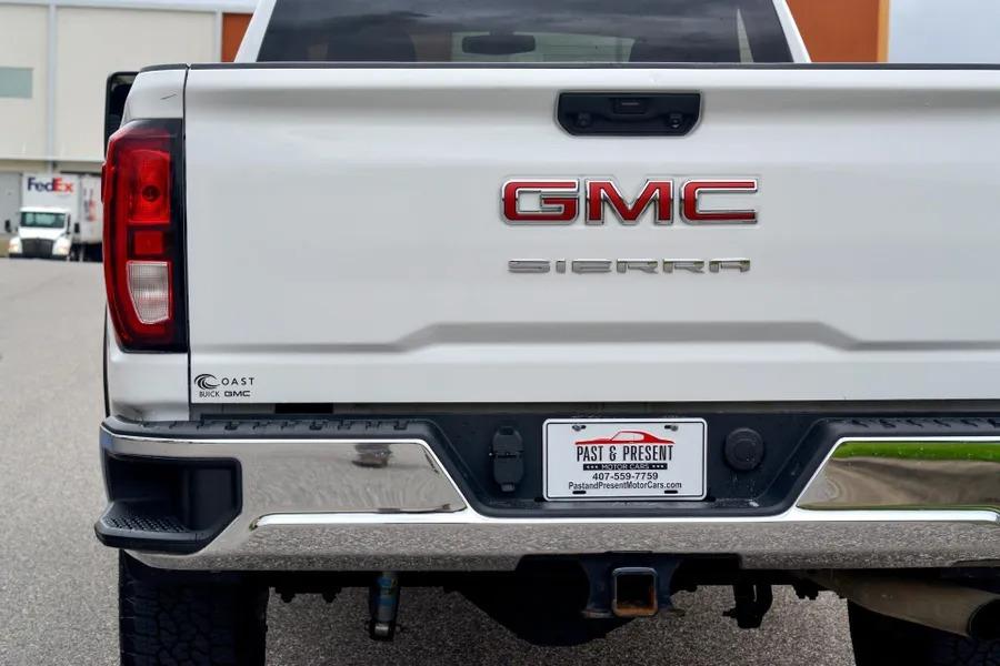 2022 GMC Sierra 2500 Pro