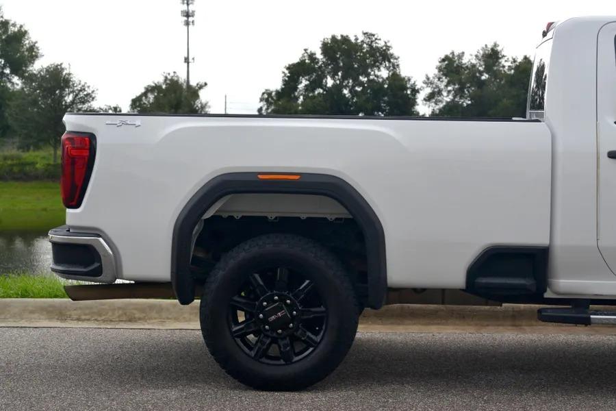 2022 GMC Sierra 2500 Pro