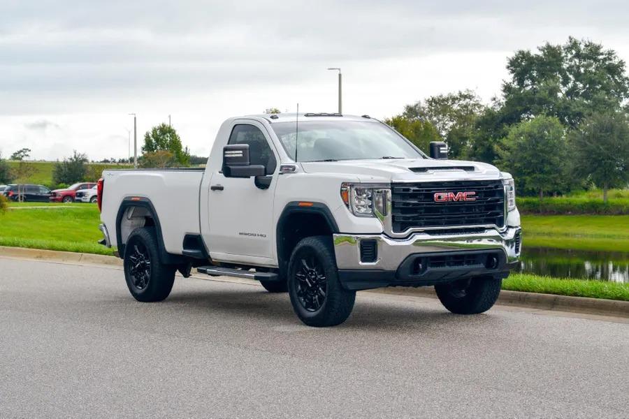 2022 GMC Sierra 2500 Pro