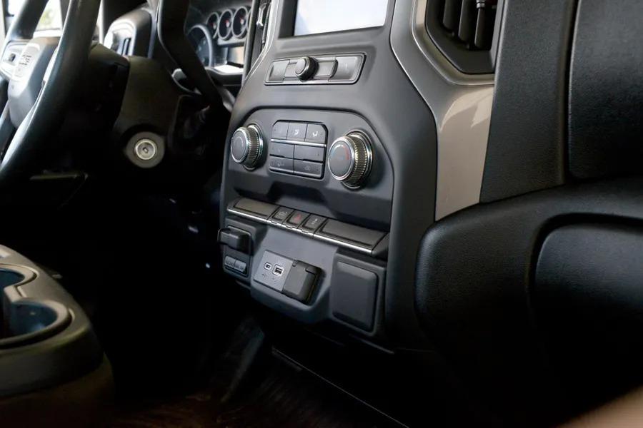 2022 GMC Sierra 2500 Pro