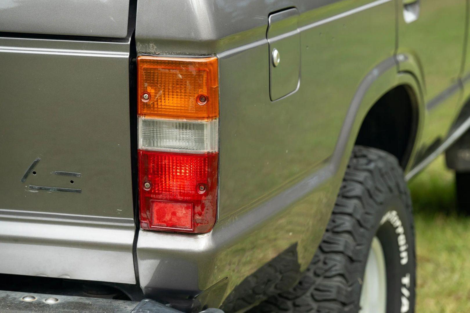 1989 TOYOTA LAND CRUISER HJ61