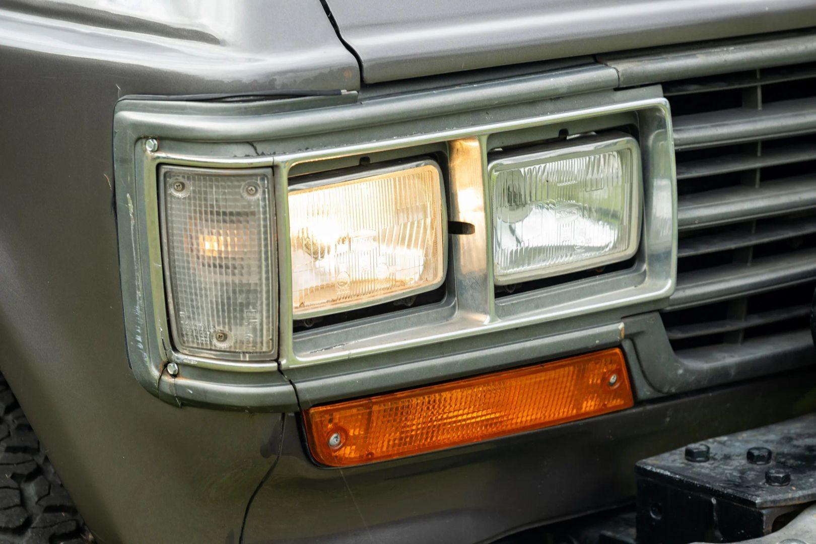 1989 TOYOTA LAND CRUISER HJ61
