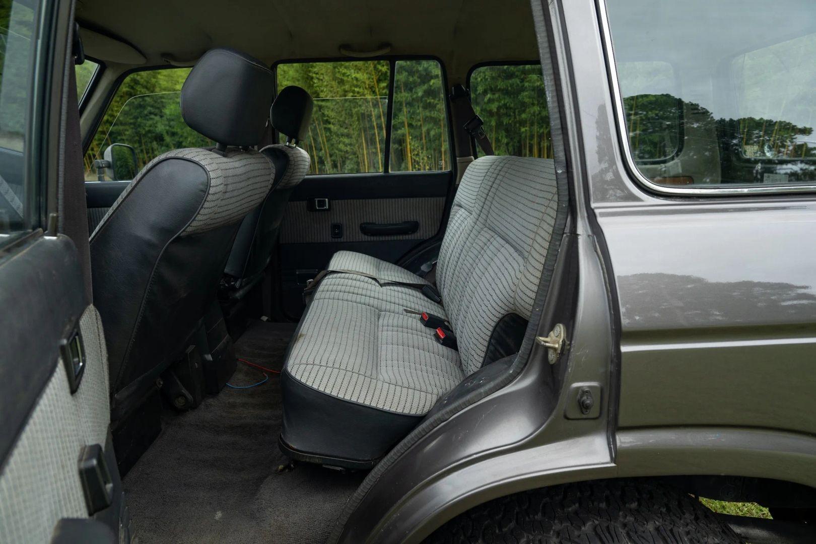 1989 TOYOTA LAND CRUISER HJ61