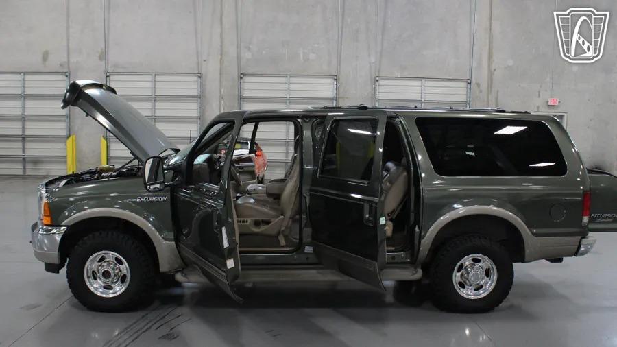 2001 Ford Excursion Eddie Bauer