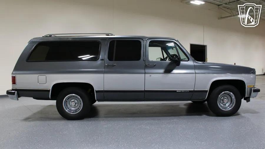 1990 GMC Suburban
