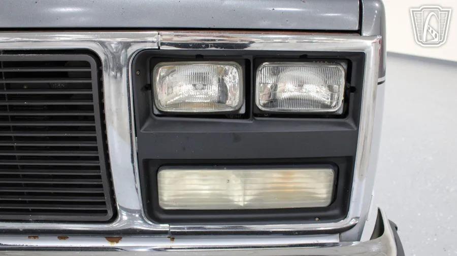 1990 GMC Suburban