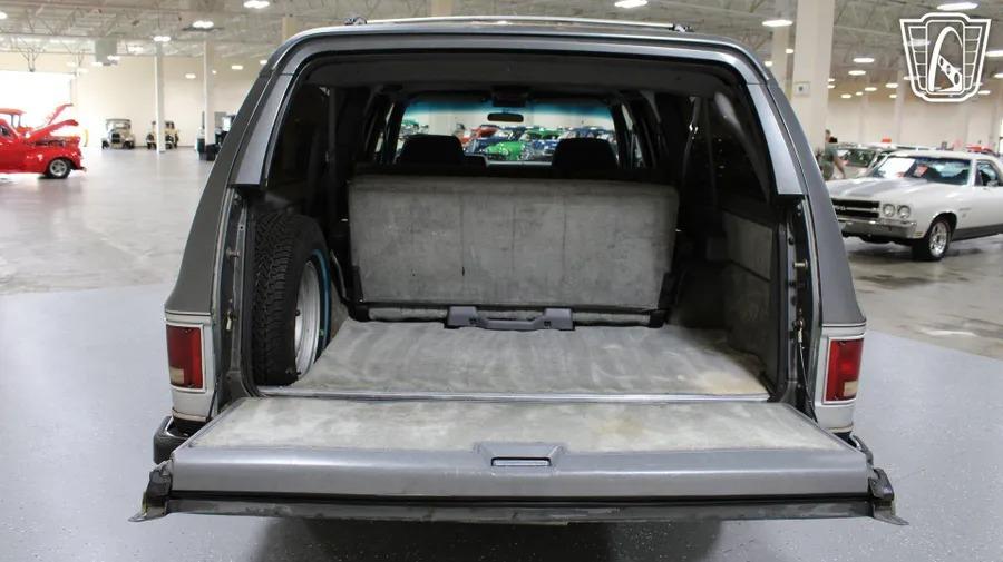 1990 GMC Suburban