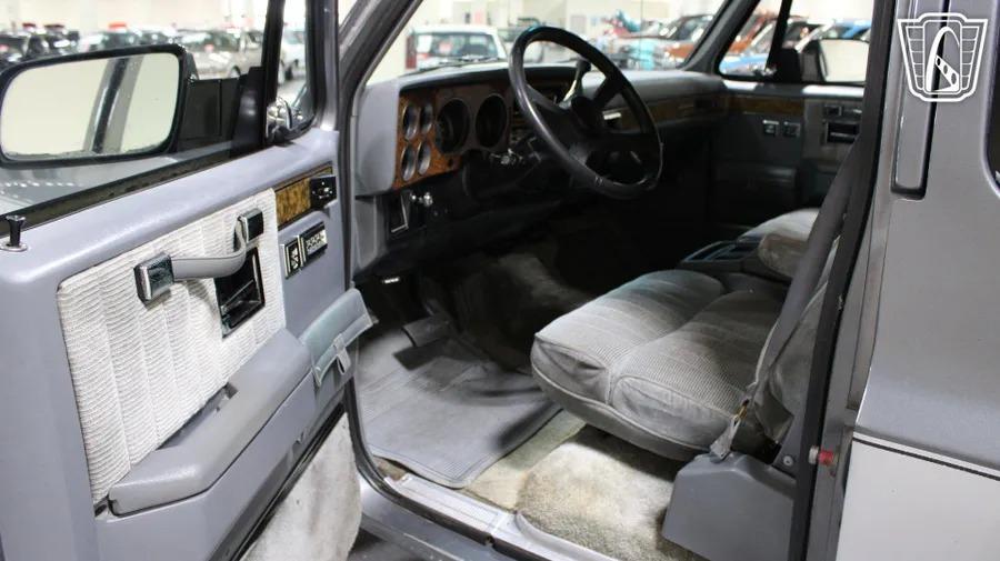 1990 GMC Suburban