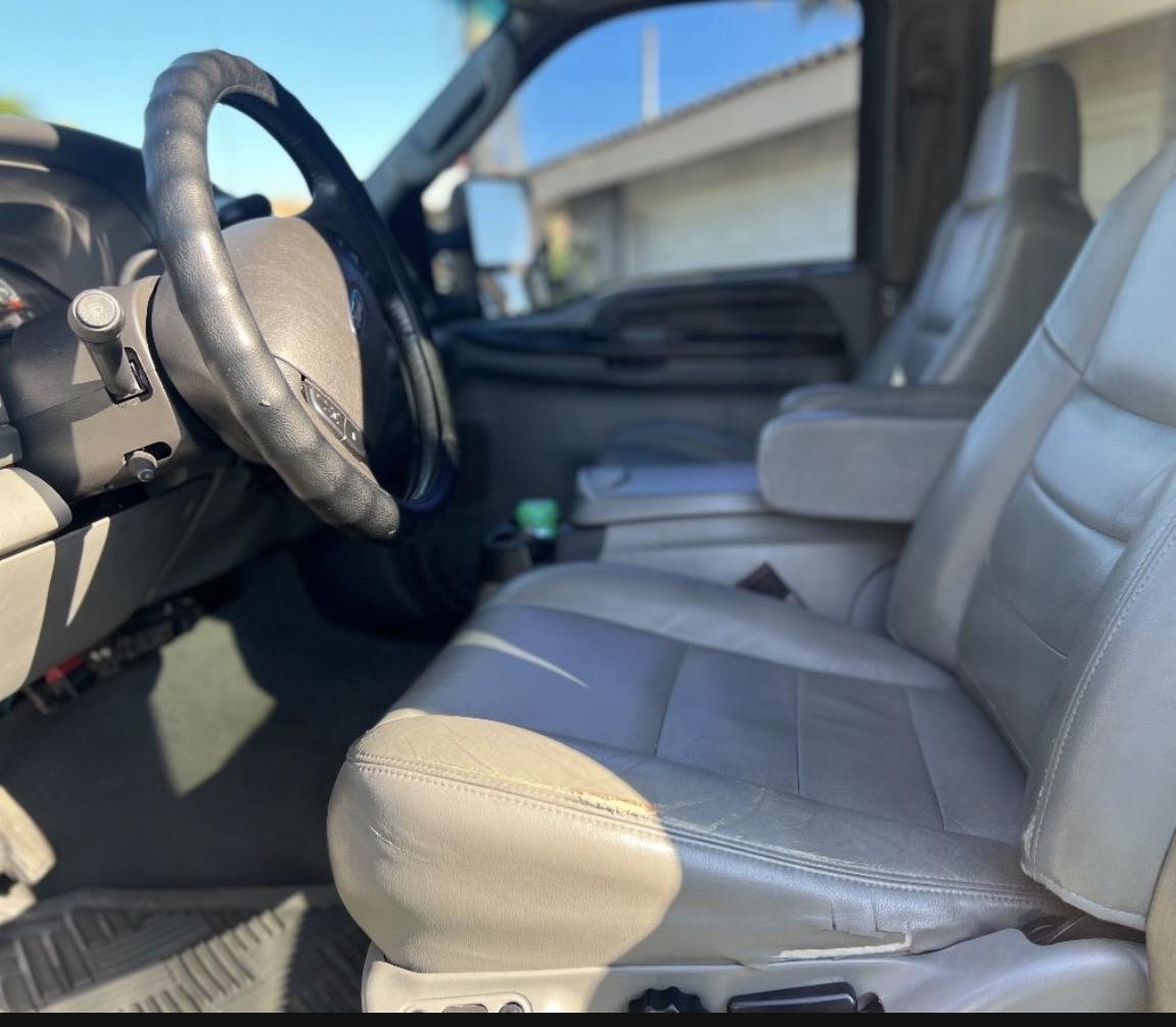 2005 Ford Excursion Limited