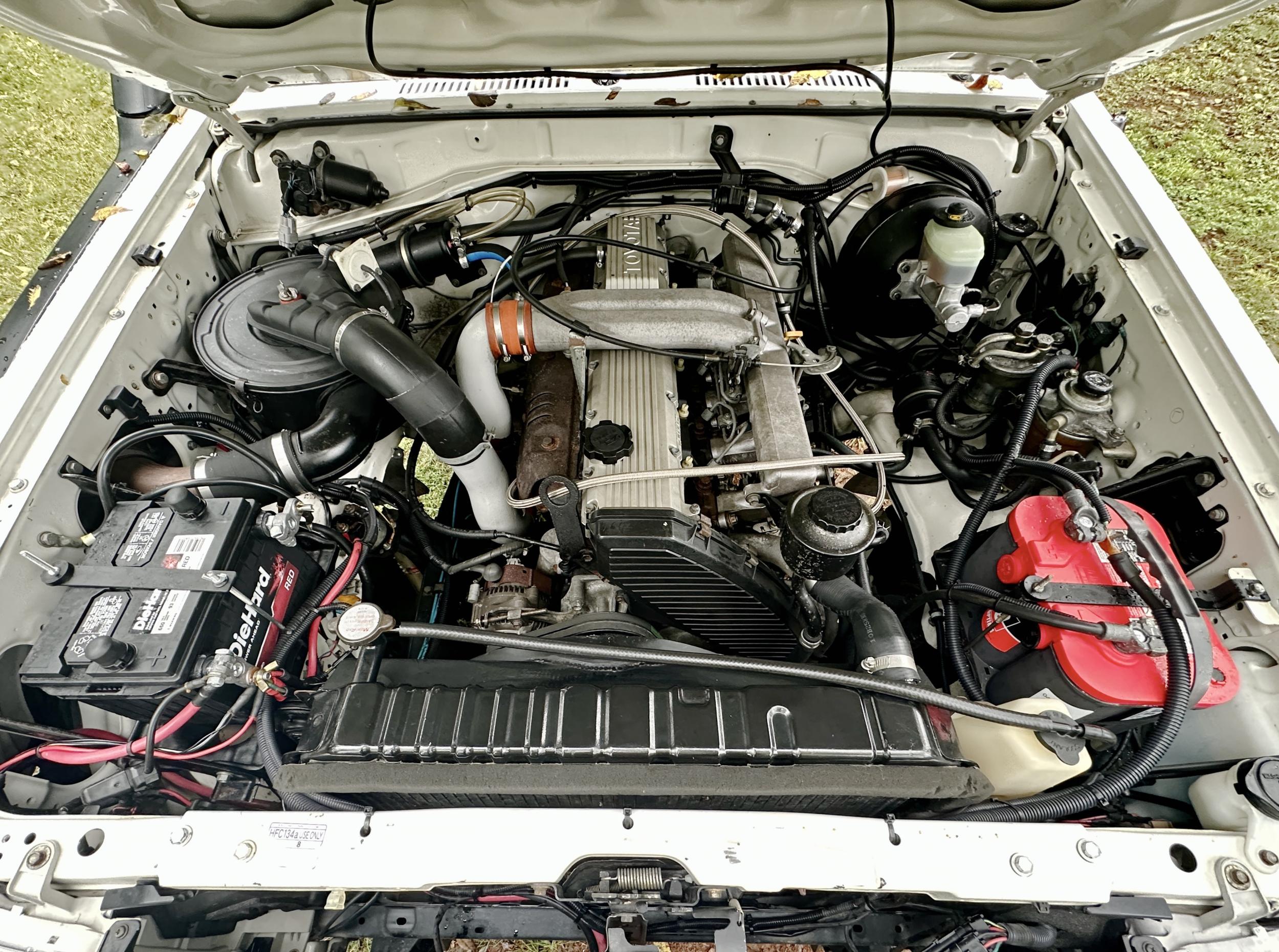 1989 Toyota Land Cruiser HZJ79/FJ62 Hybrid