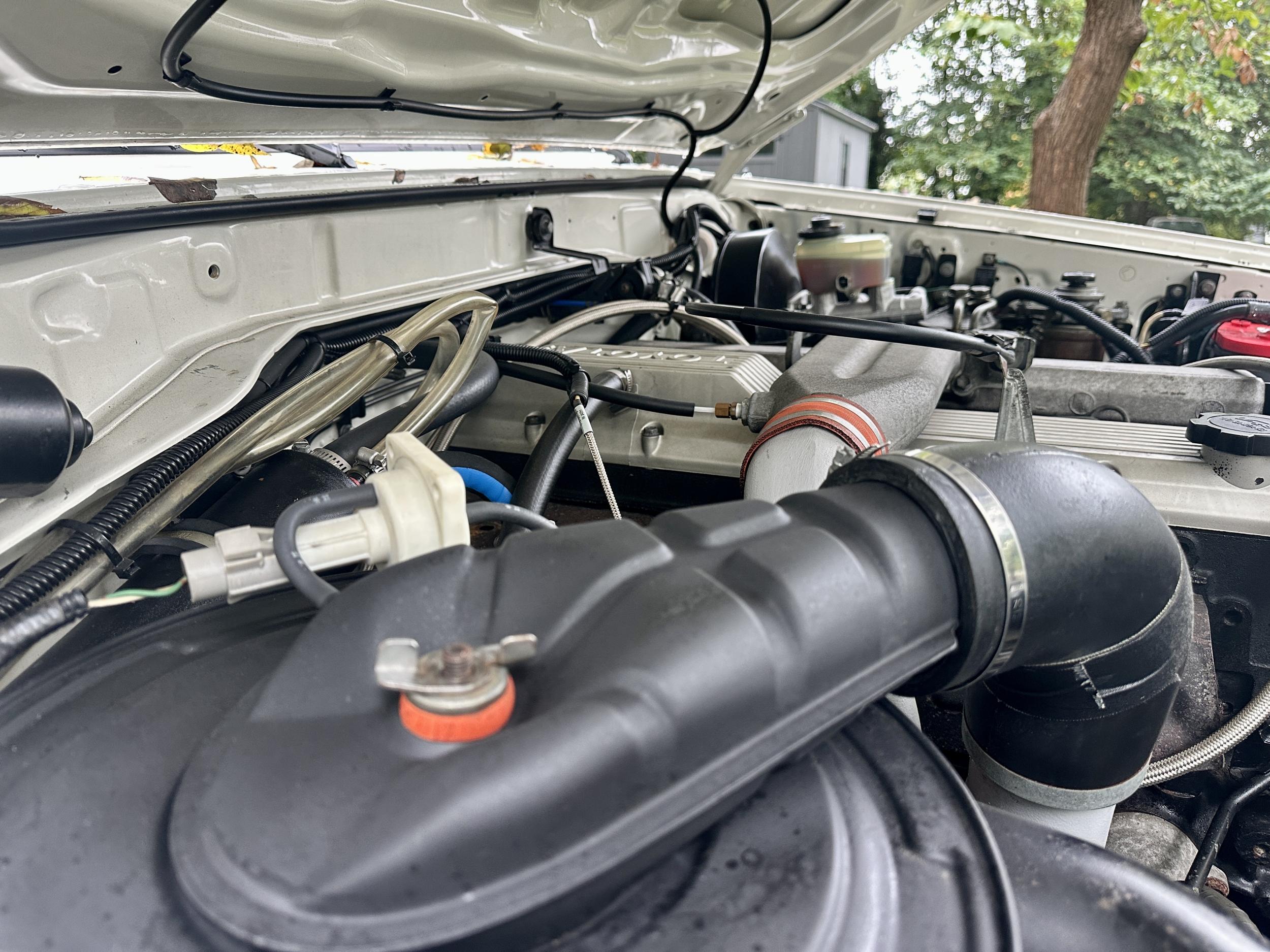 1989 Toyota Land Cruiser HZJ79/FJ62 Hybrid