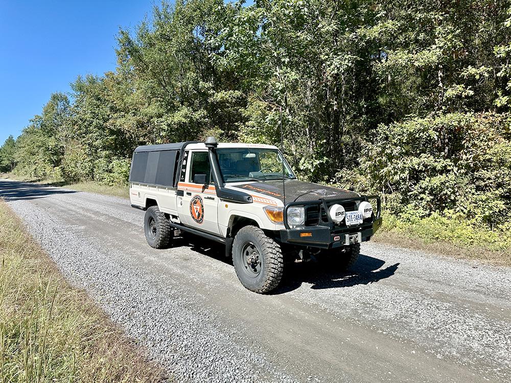 1989 Toyota Land Cruiser HZJ79/FJ62 Hybrid