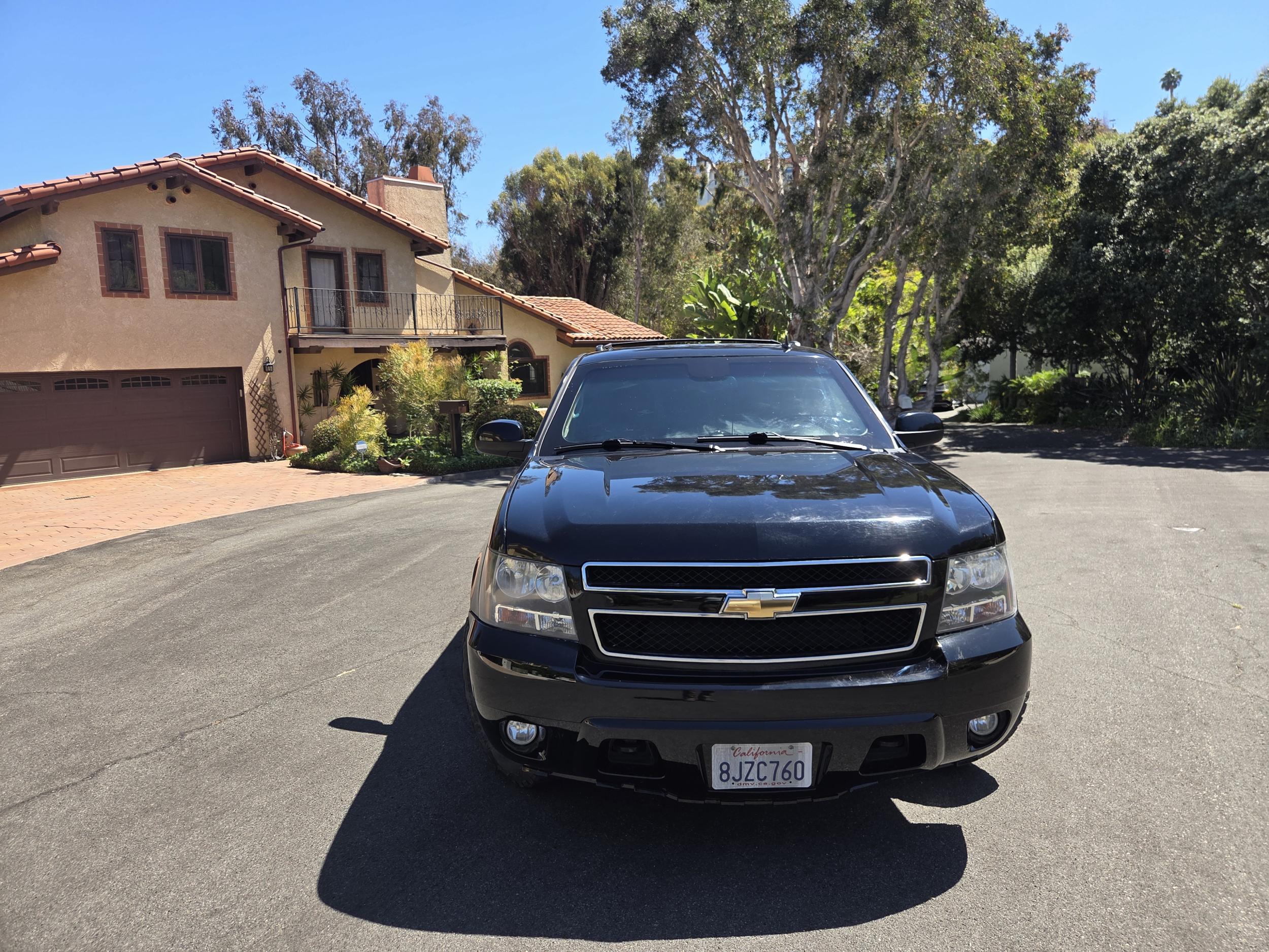 20k-Mile Armored 2010 Chevrolet Suburban - 5
