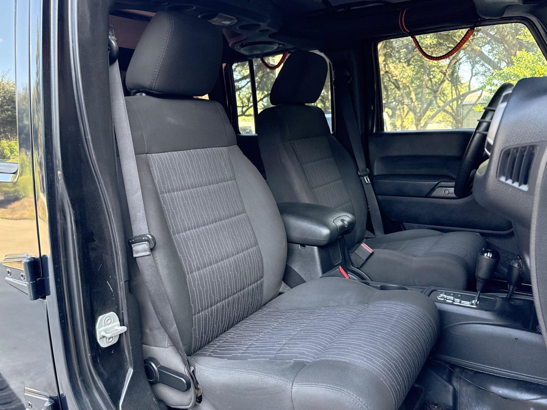 2012 Jeep Wrangler Unlimited Sport