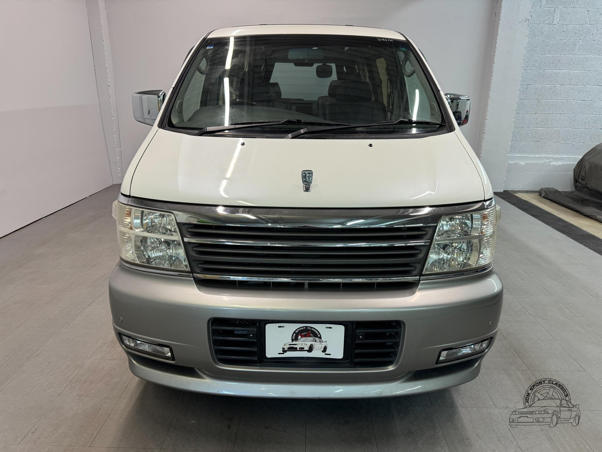 2001 Nissan Elgrand 4WD X Limited