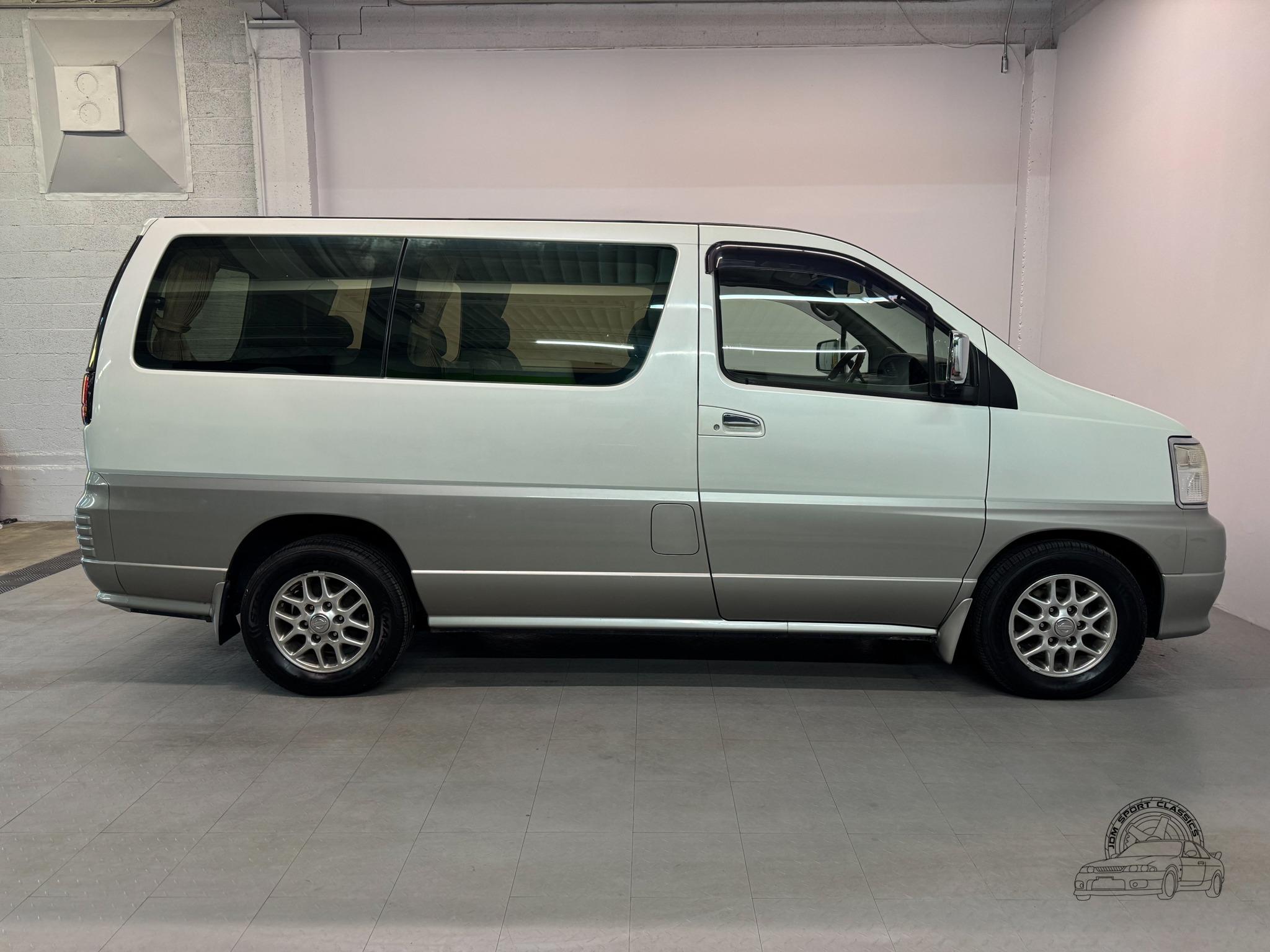 2001 Nissan Elgrand 4WD X Limited