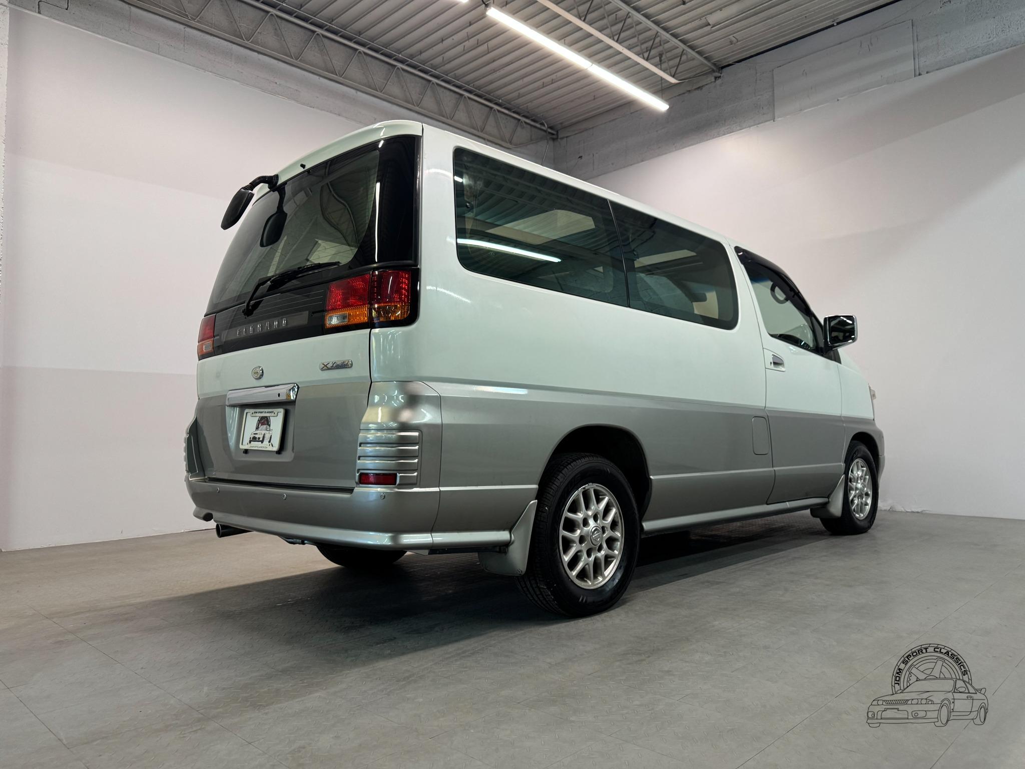 2001 Nissan Elgrand 4WD X Limited