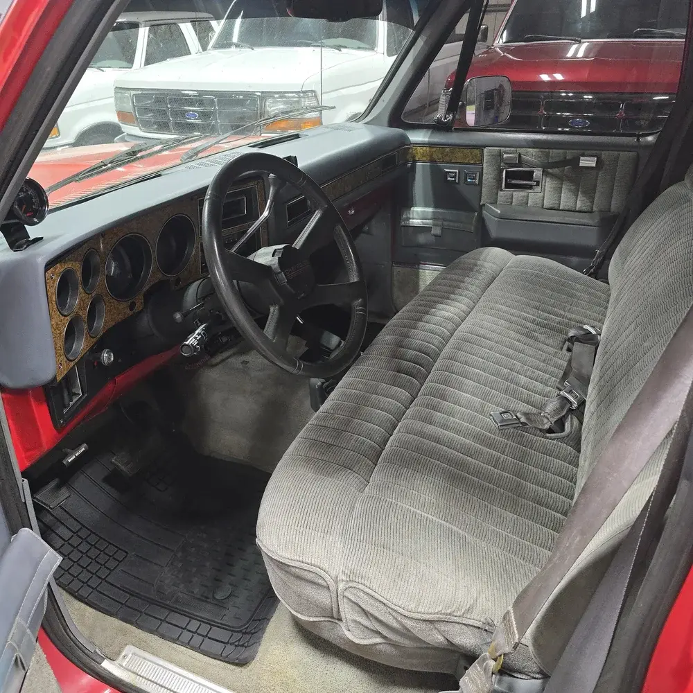 1989 Chevrolet Suburban 2500