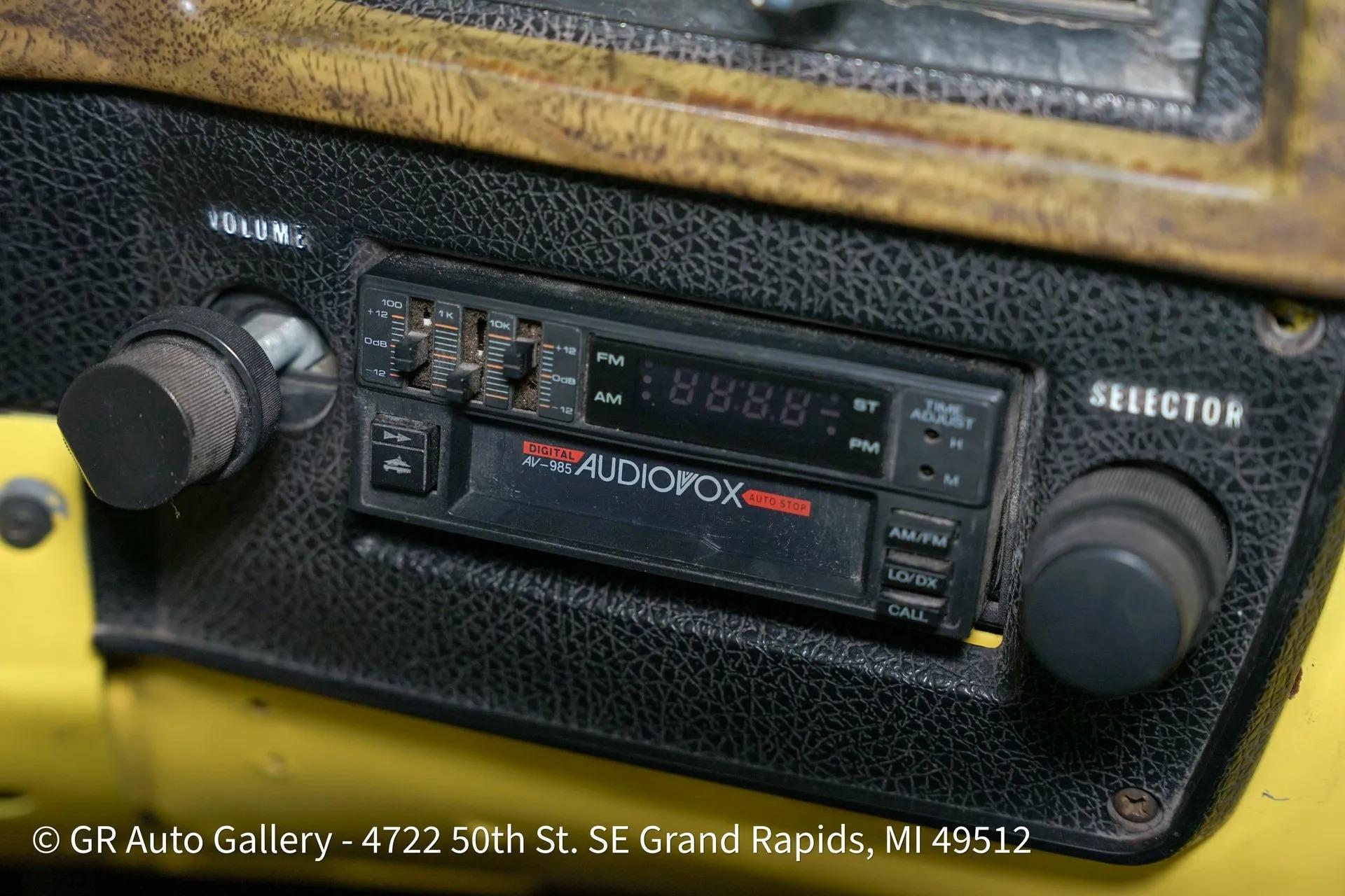 1982 GMC C2500 Classic