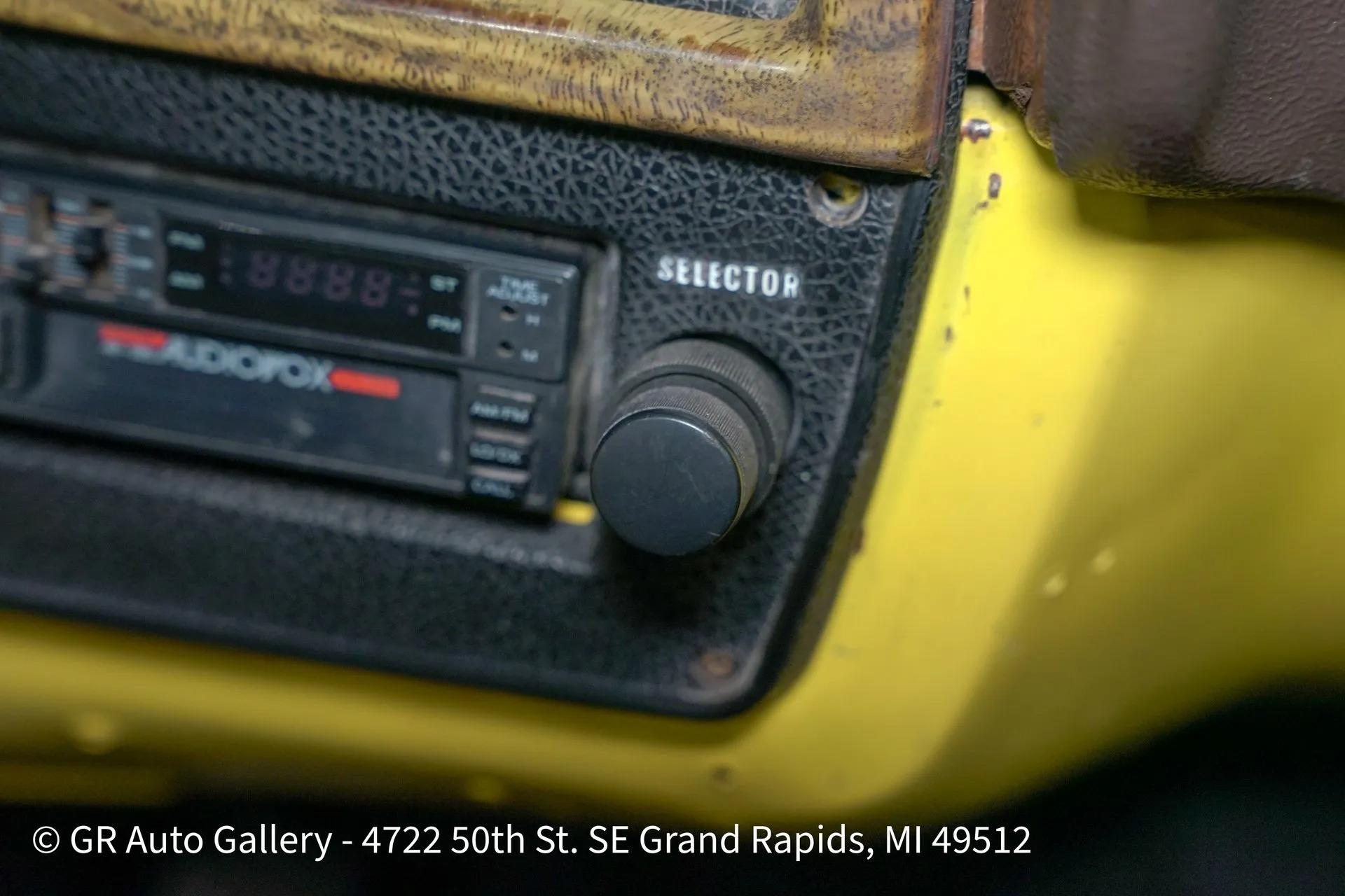 1982 GMC C2500 Classic