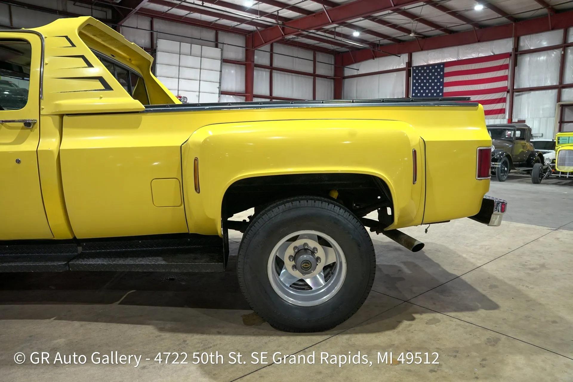 1982 GMC C2500 Classic