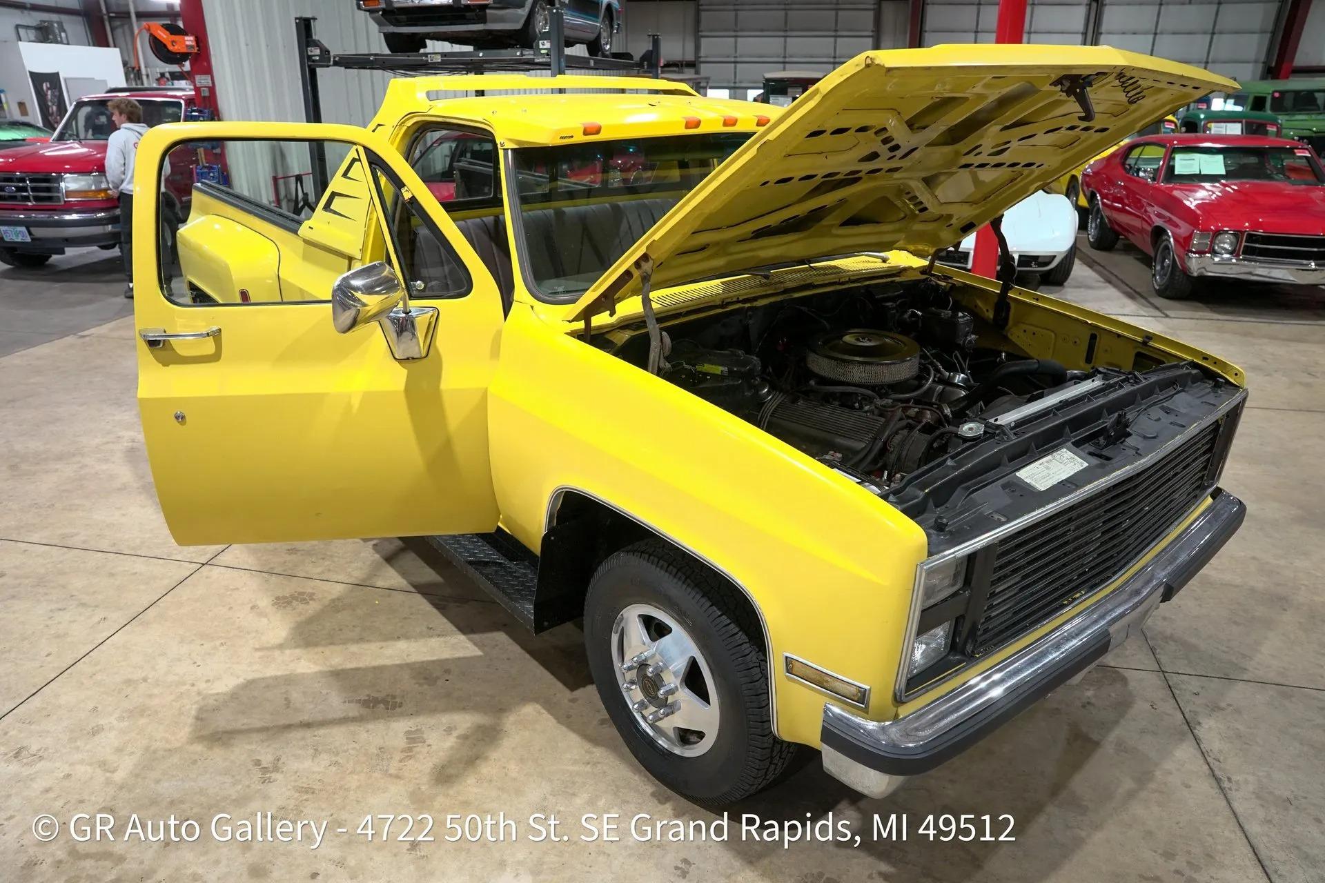 1982 GMC C2500 Classic