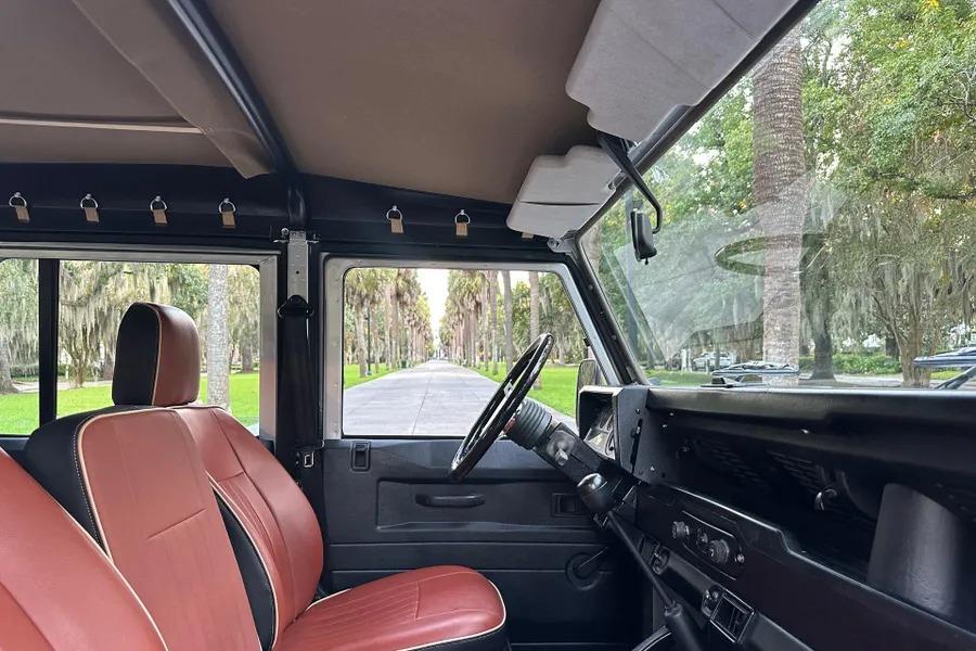 2000 Land Rover Defender 110