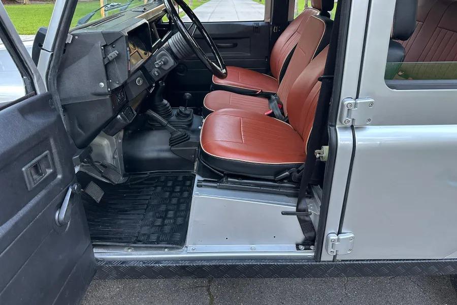 2000 Land Rover Defender 110
