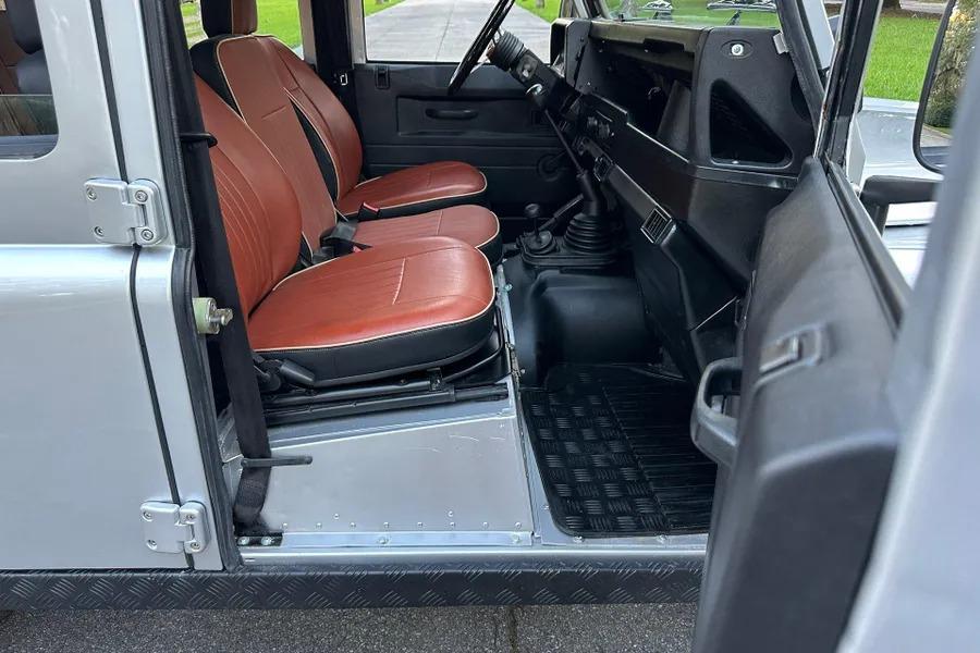 2000 Land Rover Defender 110